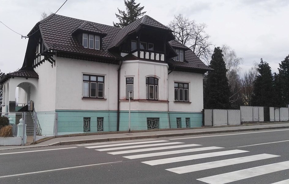 Přestěhování pobočky do vily Varroc